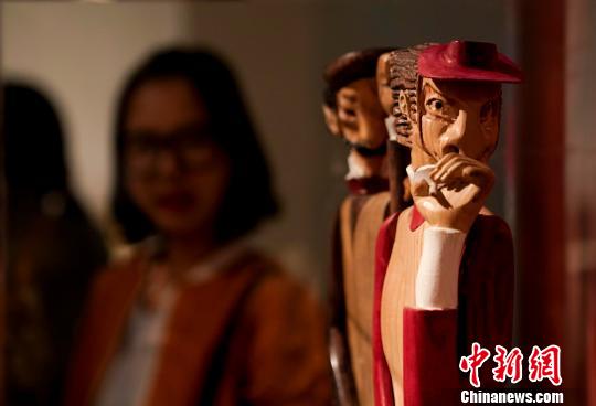 “乌拉圭的瓜拉尼艺术展”的现场展品 杜洋 摄 “乌拉圭的瓜拉尼艺术展”的现场展品 杜洋 摄