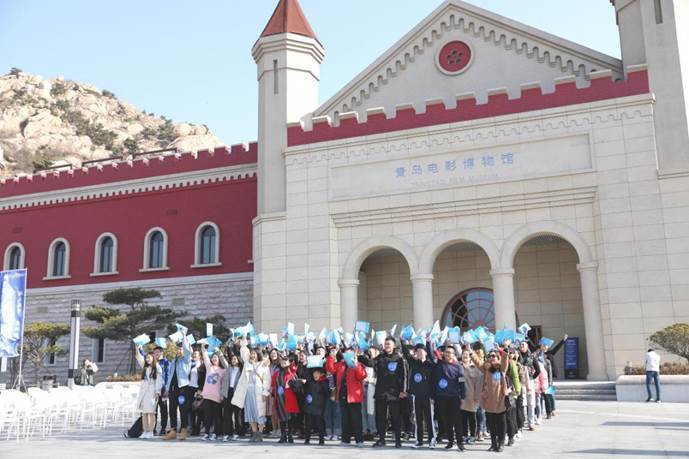 研讨东方影都群演产业链打造 专家学者把脉影视产业新未来