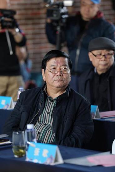 研讨东方影都群演产业链打造 专家学者把脉影视产业新未来