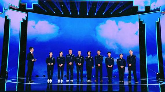 九户“最美家庭”展中华优秀家风 《最美我的家》绘大美家风图景 九户“最美家庭”展中华优秀家风 《最美我的家》绘大美家风图景